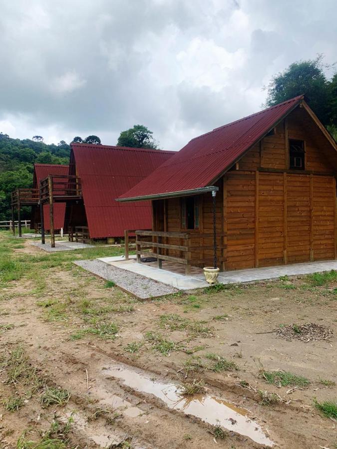 Pousada Pedra Da Mata Chales Na Montanha Munhoz Εξωτερικό φωτογραφία