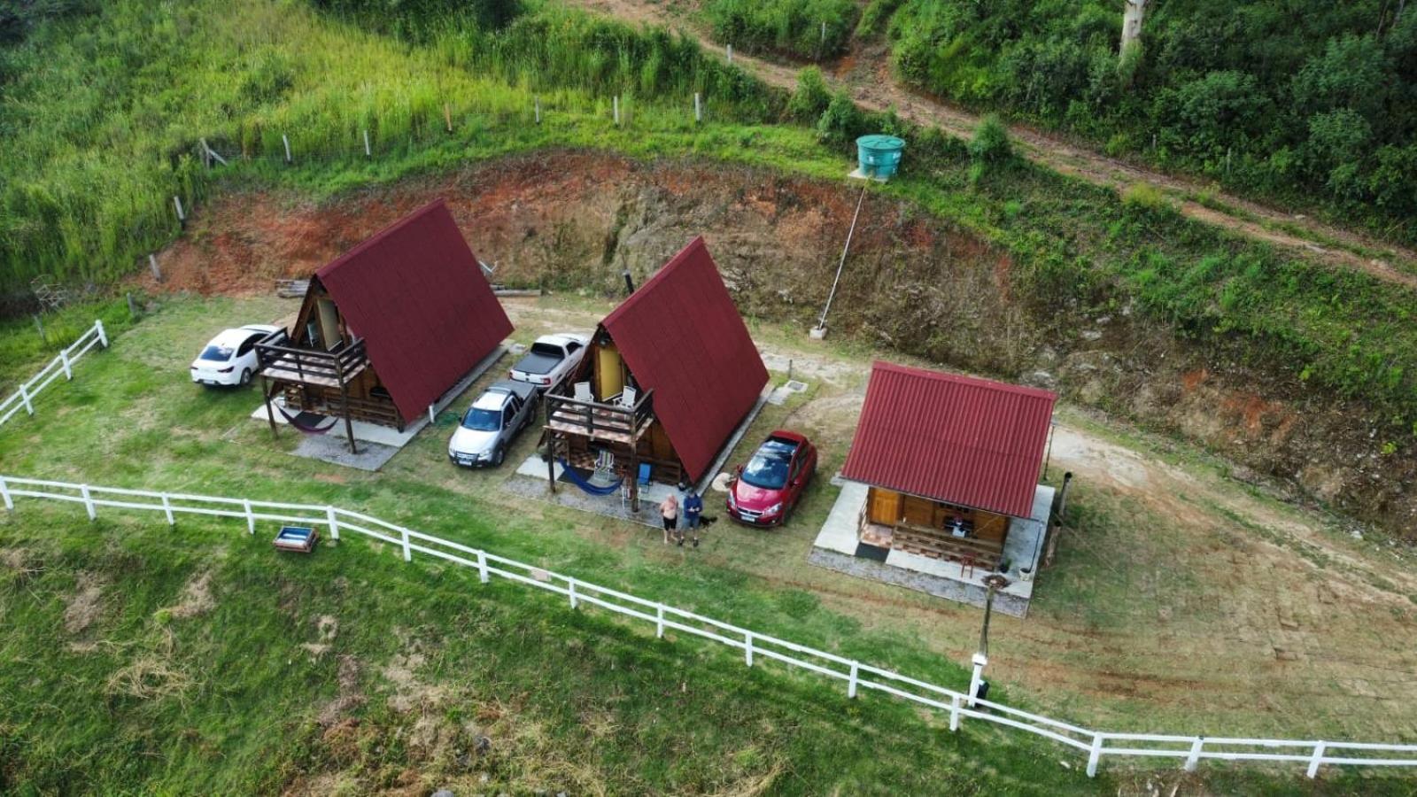 Pousada Pedra Da Mata Chales Na Montanha Munhoz Εξωτερικό φωτογραφία